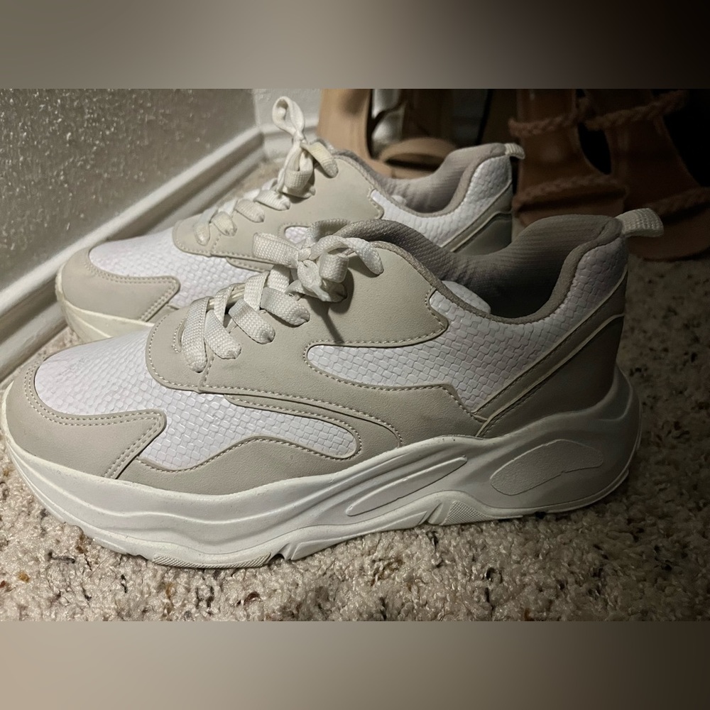 Pretty little thing tennis shoes